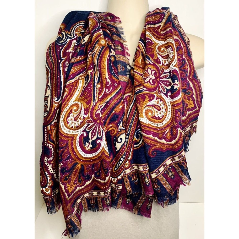 Lightweight Paisley Scarf Larioseta Made in Italy 100% Polyester Navy Purple